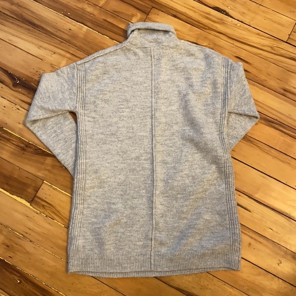 Gap Maternity Turtleneck Tunic Sweater - Picture 2 of 7